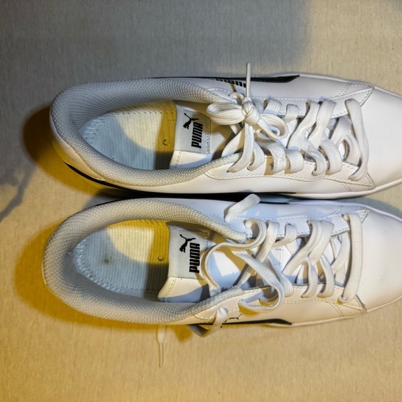 Puma Men's Black and White Sneakers - Picture 2 of 4